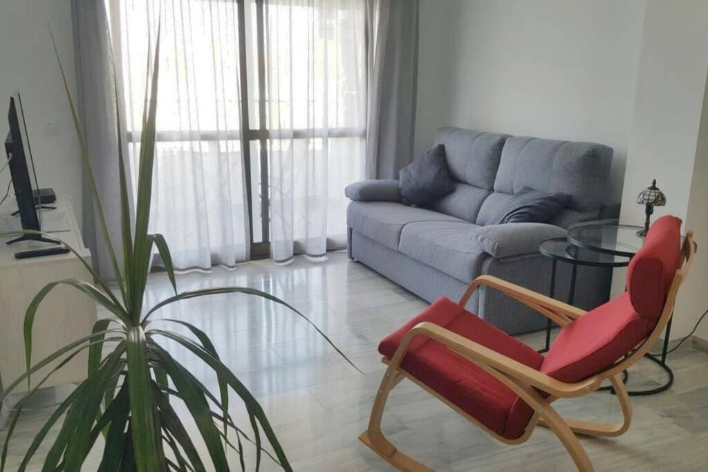 דירות אסטפונה Playa Escollera מראה חיצוני תמונה